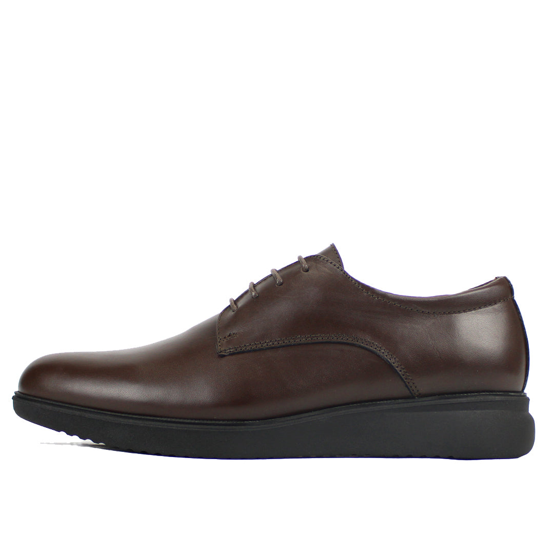 205 CHAUSSURE EN CUIR MARRON